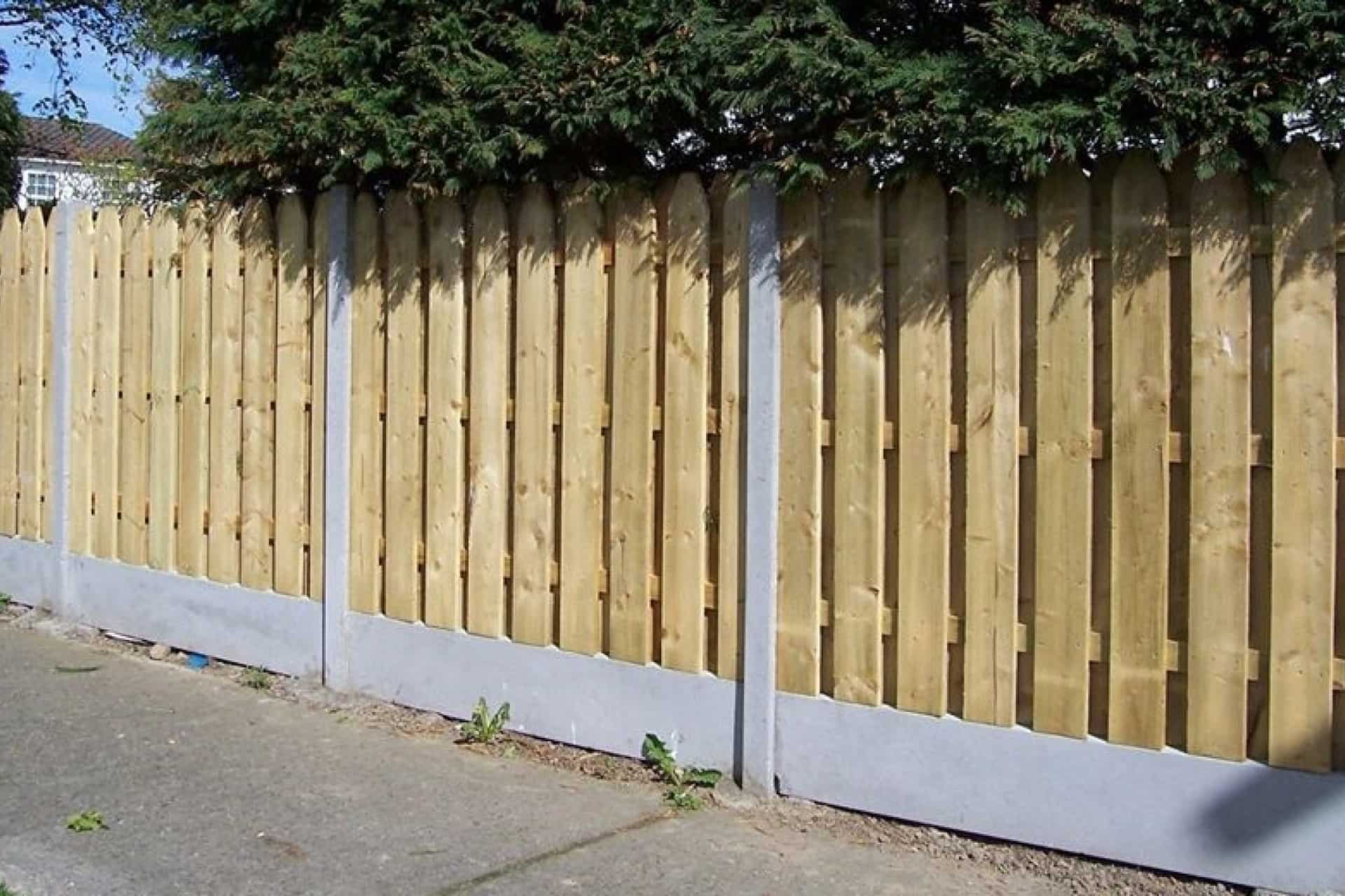 Licenced Yeovil Fencing contractors